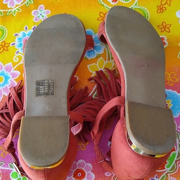 Forever 21 Fringed Suede Flat Sandals - Picture 5 of 8